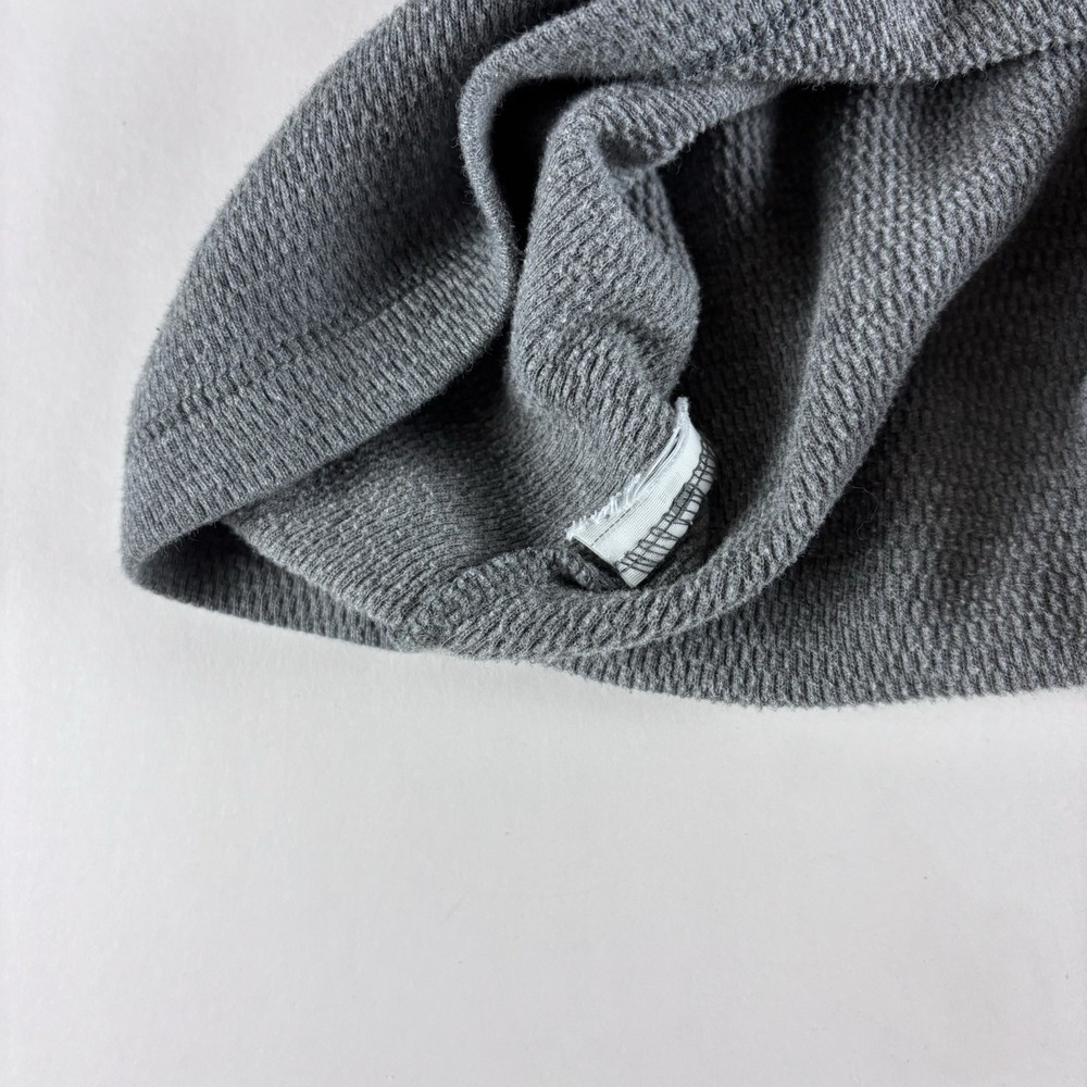 Abercrombie & Fitch Long Sleeve  Knit Henley Men's Sz‎ Medium Gray Cotton - Picture 10 of 10